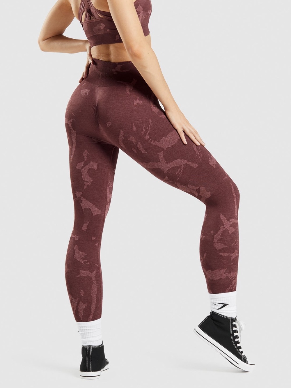 Gymshark Camo Seamless Leggings - Cherry Brown, size Medium
